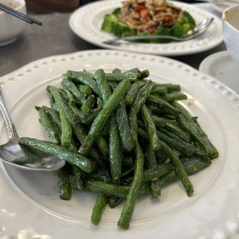 Little Ollies - Garlic String Beans - Chinese Near Me - Aspen, Colorado