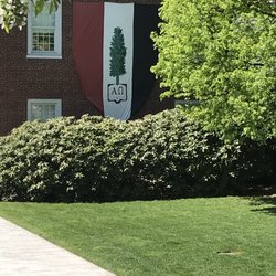Roxbury Latin School