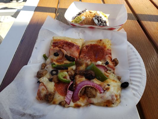Nona's NY Pizza by null