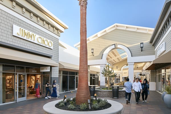 San Francisco Premium Outlets by null