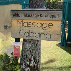 Ahh Massage Ka'anapali - That tent back there is the portal to bliss
