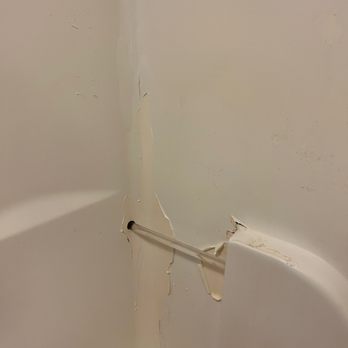 Candlewood Suites Durham-Rtp - The bathroom - Hotels Near Me - Durham, North Carolina Candlewood Suites Durham-Rtp - The bathroom - Hotels Near Me - Durham, North Carolina
