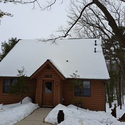 Chanticleer Cabins