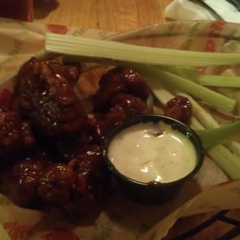 Applebee's Grill + Bar - American Near Me - Hampton, Virginia Applebee's Grill + Bar - American Near Me - Hampton, Virginia