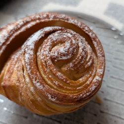 Rene's Bakery - Vanilla croissant