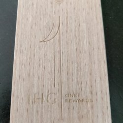 Crowne Plaza Gold Tower Surfers Paradise - Wooden door key