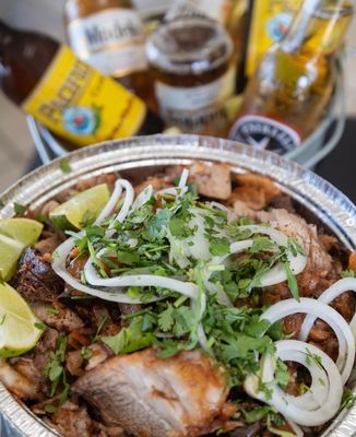 Carnitas Uruapan by null