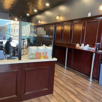 Pruvia Coffee Bar - Inside - Coffee & Tea Near Me - Gardena, California Pruvia Coffee Bar - Inside - Coffee & Tea Near Me - Gardena, California