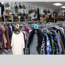 4Eva Clean Clothing & Accessories - All clothing on racks only 1.89 ct, we also have a free section of items