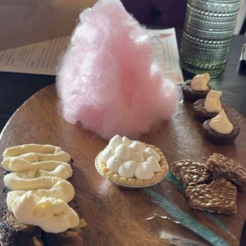 Palate - Palate De Dulcet: strawberry cotton candy, mini chocolate cakes, sunflower seeds brittle, yuzu pie, banana bread - Cocktail Bars Near Me - Las Vegas, Nevada
