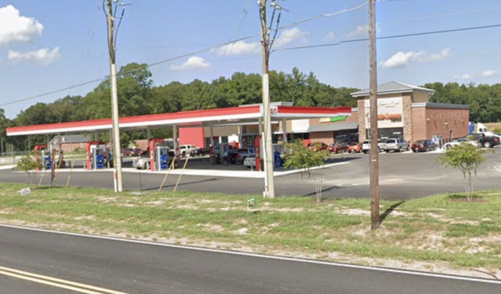 LITTLE CAESARS EXPRESS CLOSED Updated April 2024 5803 Prince