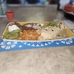 Caiman Cantina - Burrito Texano Bañado