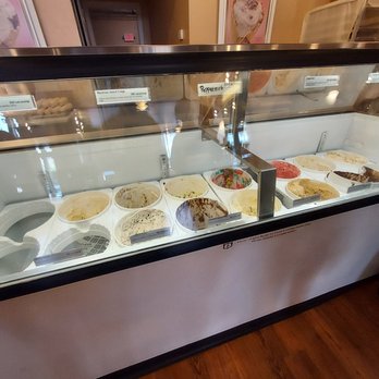 Kilwins Ice Cream - Chocolate - Fudge - Ice cream - Candy Stores Near Me - Wilmington, North Carolina Kilwins Ice Cream - Chocolate - Fudge - Ice cream - Candy Stores Near Me - Wilmington, North Carolina