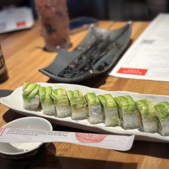 Taikin Asian Cuisine - Veggie Roll - Asian Fusion Near Me - Miami, Florida Taikin Asian Cuisine - Veggie Roll - Asian Fusion Near Me - Miami, Florida