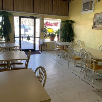 Bryan's Poco Taco - Inside. - Mexican Near Me - Ozona, Texas Bryan's Poco Taco - Inside. - Mexican Near Me - Ozona, Texas