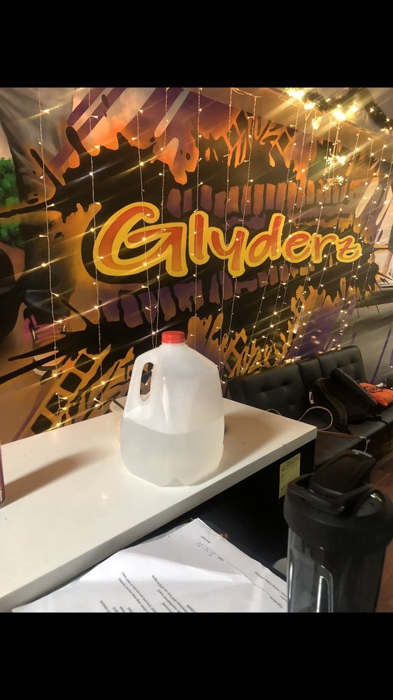 GLYDERZ SCOOTER & BIKE RENTALS Updated October 2024 20 Photos & 13