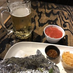 Margaronas Cantina - Definition of a Grande Beer for 5.99 :/ I'm glad I have small Hand so it doesn't look like a sippi cup.