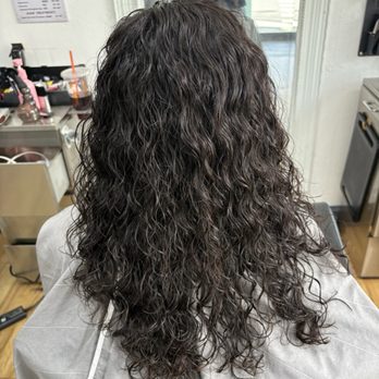 V Salon - Hair Salons Near Me - Providence, Rhode Island