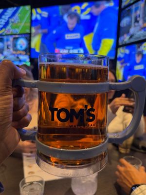 Tom's Watch Bar by null