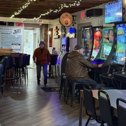 J&M’s Bar & Grill