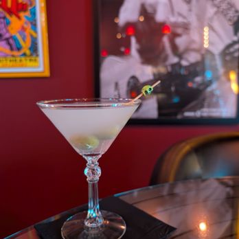 Vive Le Rock - Pennyroyal Mar-TEA-ni (vodka martini) - Lounges Near Me - Omaha, Nebraska