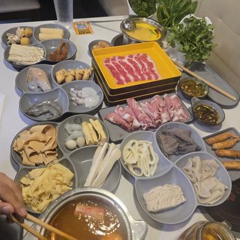 Liuyishou Hotpot Edmonton - Hot Pot Near Me - Edmonton, Alberta Liuyishou Hotpot Edmonton - Hot Pot Near Me - Edmonton, Alberta