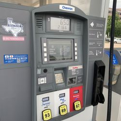 Chevron - Pump 6