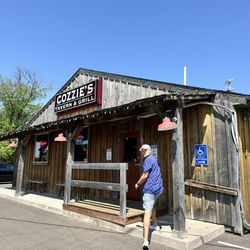 Cozzie's Tavern & Grill