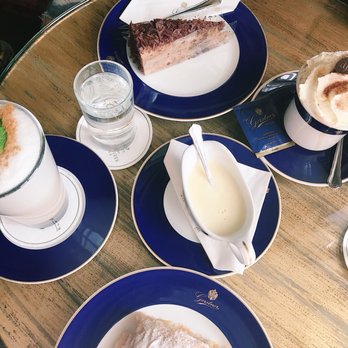 Gerstner - Schlumberger Bar - chai latte, hot chocolate, hausetorte cake slice, and apple strudel-- all amazing!! - Desserts Near Me - Vienna, 9