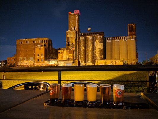 Terrasse St-Ambroise by null