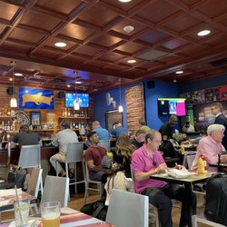 SweetWater Last Cast Bar & Grill - Dining area and Bar
