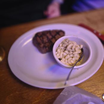 Texas Roadhouse - Mac & Cheese Dallas Filet* - Steakhouses Near Me - St. Charles, Missouri Texas Roadhouse - Mac & Cheese Dallas Filet* - Steakhouses Near Me - St. Charles, Missouri