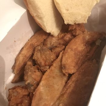 Royal Farms - 3 wings and wedges - Gas Stations Near Me - National Harbor, Maryland