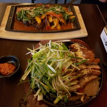 Hongdae Pocha - Blood sausage top, pork belly bottom - Korean Near Me - Flushing, New York