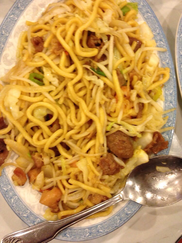 Order Combo Chow Mein food online from China House Restaurant store, Pinole on bringmethat.com