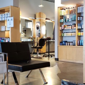 Pump Salon - Hair Salons Near Me - Cincinnati, Ohio