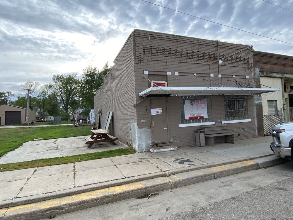 SNYDERS PUB Updated September 2024 407 N Thurston Ave, Rosalie