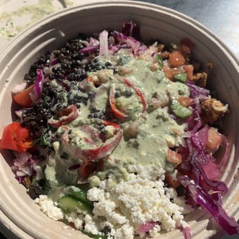 CAVA - Mediterranean Near Me - Cambridge, Massachusetts