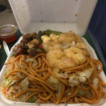 ChopSpoon - Fried Rice; Jalapeño Chicken; Butter Shrimp - Fast Food Near Me - San Fernando, California