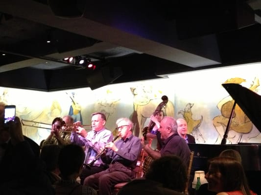 Café Carlyle by null