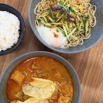 Nandao Rice & Noodle - Malaysian Chicken Curry and Scallion Oil Noodles - Pan Asian Near Me - Monterey Park, California Nandao Rice & Noodle - Malaysian Chicken Curry and Scallion Oil Noodles - Pan Asian Near Me - Monterey Park, California
