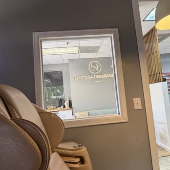 Natural Nails And Lashes - Nail Salons Near Me - Westchase, Florida