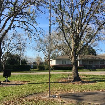 Yoakum Centennial Park - Parks Near Me - Yoakum, Texas