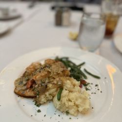 Cafe Benedicte - Red Redfish Pontchartrain ($35 as of May 2025)