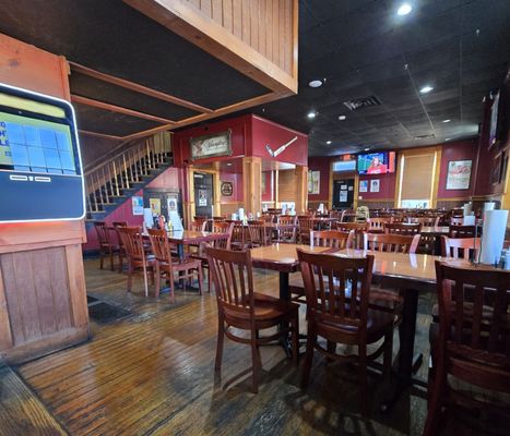 Beanie's Bar & Grill by null