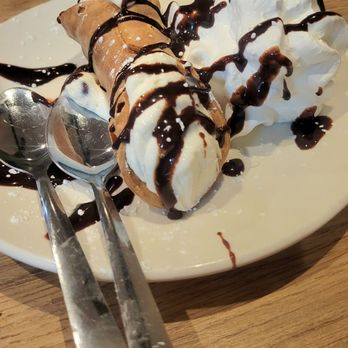 Cannataro's - Canoli - Italian Near Me - Chino, California