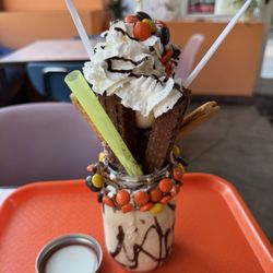 Kake Kutters - Krazy Shake Peanut Butter
