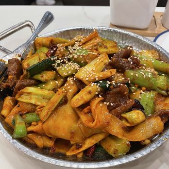 Highland Noodles - Numb Spicy Beef Flat Noodles - Noodles Near Me - Milpitas, California Highland Noodles - Numb Spicy Beef Flat Noodles - Noodles Near Me - Milpitas, California