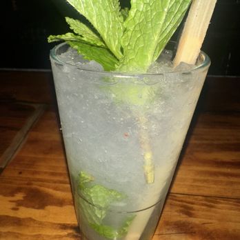 Ball & Chain - Classic mojito - Music Venues Near Me - Miami, Florida