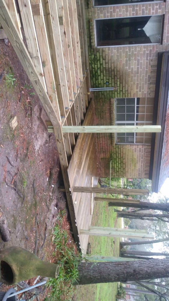 Slide of Osman Maradiaga Construction